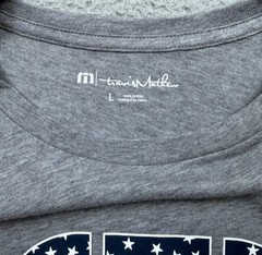 Travis Mathew Graphic T Shirt Mens Large Gray Star Stripes Pima Cotton Logo Flag