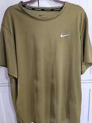 Mens NIKE Running Shirt NEW Green Short Sleeve Size XXL Move To Zero UPF40+