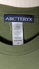 Vintage Arcteryx Green T Shirt Mens Medium Made In USA . 19×26.