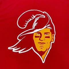 Champion Tom Brady Tampa Bay Buccaneers Buccaneer Bruce Graphic T-Shirt Mens M