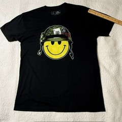 Smiley Face Military Helmet Graphic T-Shirt Black Men’s Large Streetwear Tee