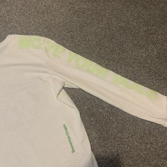 Nike Sportswear World Tour Shirt Mens Medium Crew White Long Glow In Dark Sleeve