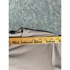 Cuts Henley Curvew-Hem Long Sleeve Shirt Mens XL Tan Stretch Casual Top