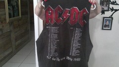 AC/DC Concert t-shirt 1985 Fly On The Wall SIZE XL FREE shipping