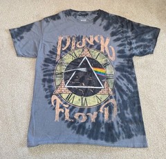 Many Assorted Graphic T-shirts, Various Sizes.