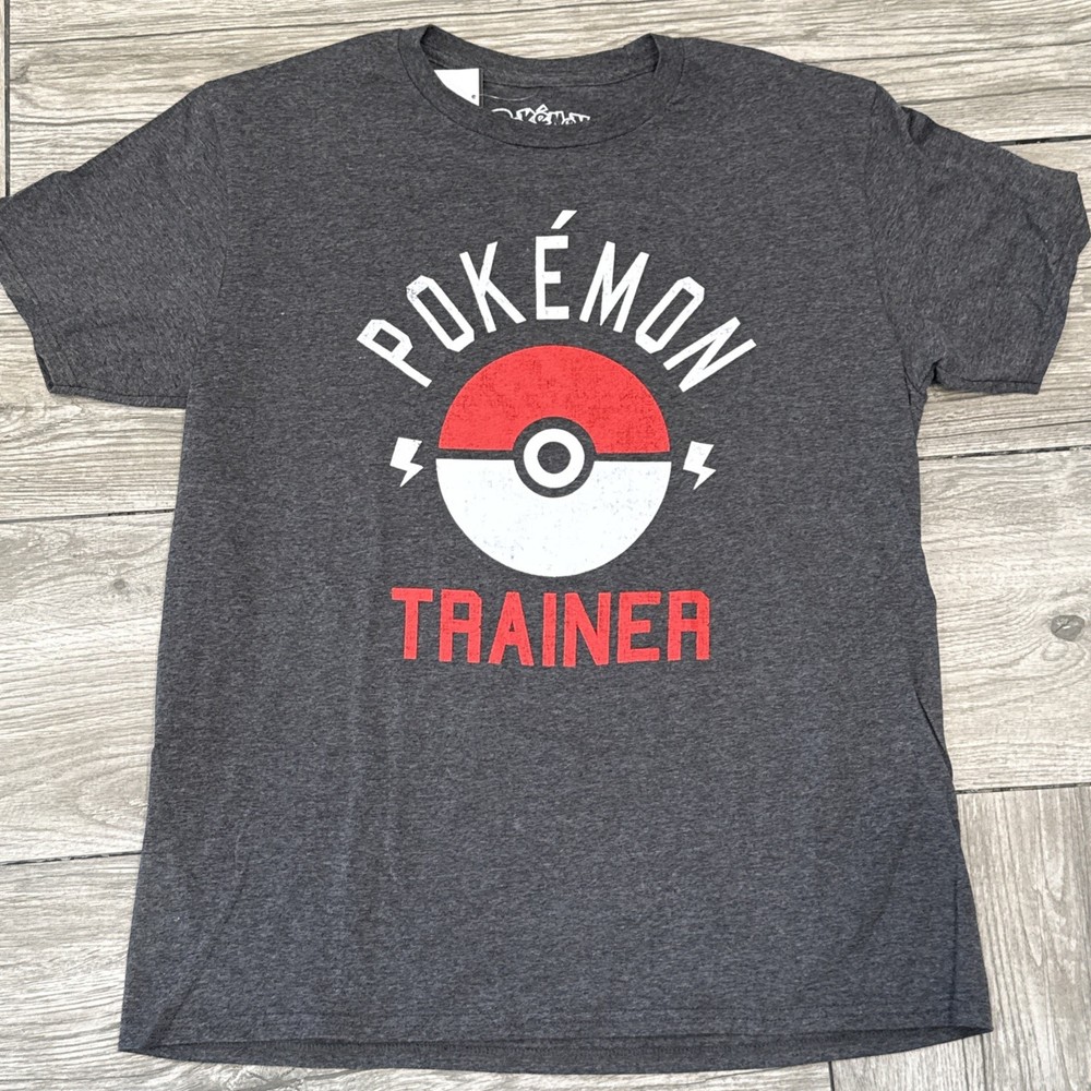 2017 Pokemon Trainer Poke Ball Official Licensed Nintendo T-Shirt Size Large