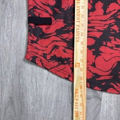 Sacred Crown King T Shirt Size Large Red Gold Metallic Graphic Short Sleeve