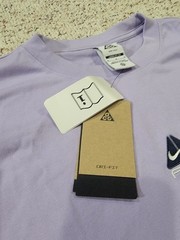Nike ACG Lungs Long Sleeve T-Shirt Light Purple DR7753-515 Men’s Size Medium