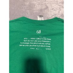 Fruit of the Loom T-Shirt Mens Large Green Bird Free Graphic Religious Quote