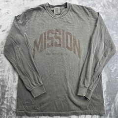 Comfort Colors Graphic Shirt Mens Medium Grey Mission Matthew 28:19 Long Sleeve