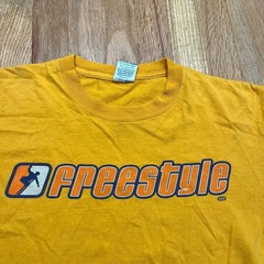 Vintage free style Steve-barry-s Men’s Yellow T-shirt