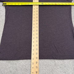 Banana Republic Premium Wash Basic V-Neck T-Shirt Mens Medium Dark Purple Tee