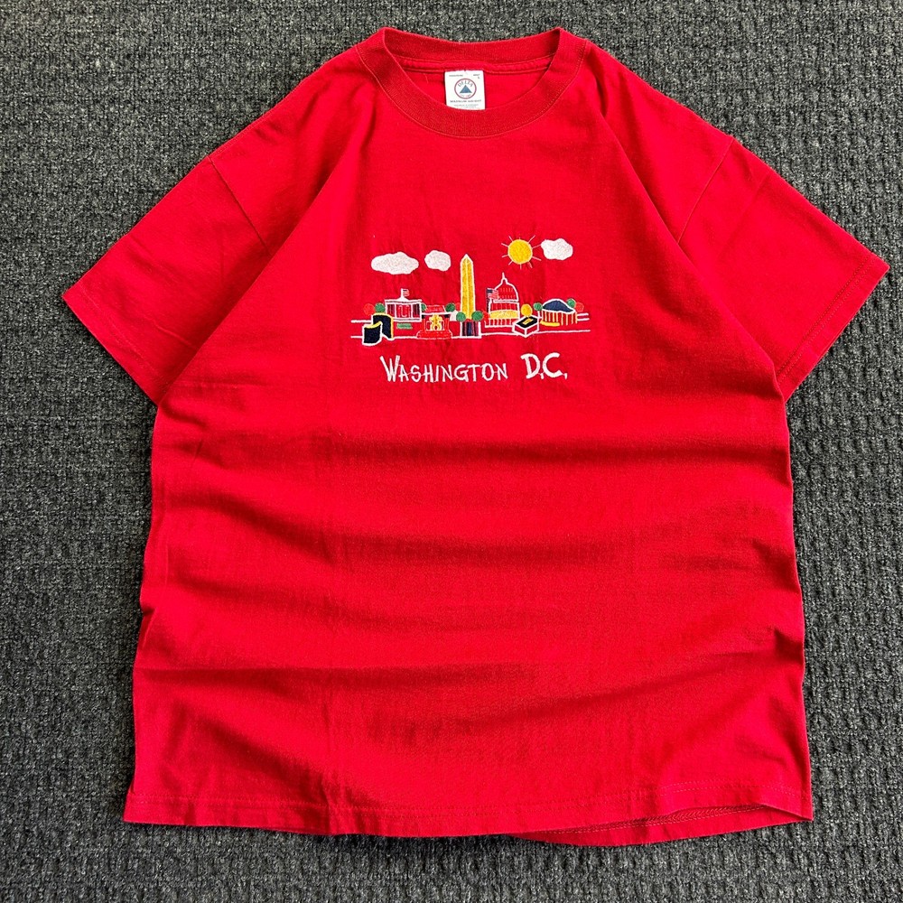 Vintage Washington DC T Shirt Embroidered Delta Magnum Weight L Red 90s y2k