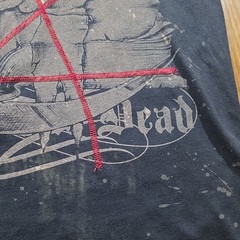 Affliction Book Of The Dead Men’s Large Black Studded Cross Skull Tee