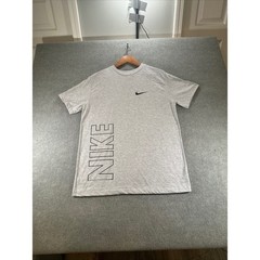 Nike Mens Short Sleeve Graphic T-Shirt Gray Heather Swoosh Logo Large