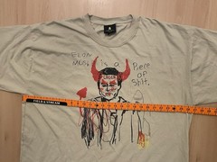 Teddy Fresh Elon Musk Is A Piece Of Sh*t Size 2XL XXL Tan T-Shirt 100% Cotton