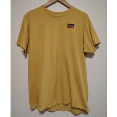 Levi’s Men’s Golden Yellow Short Sleeve Cotton T-Shirt Size Large Irregular