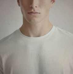 Quince Men’s Cotton Modal Crew Neck Tee – Small – White – NEW!