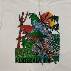 GUATEMALA NWOT Vtg White Parrot Jungle Tikal Pyramid Ruins T-Shirt, Mens MEDIUM