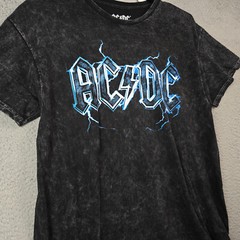 ACDC Shirt MENS LARGE BLACK BLEACH CASUAL CONCERT 77 WORLD TOUR ROCK MUSIC NWT