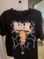 WWE THE ROCK T SHIRT OFFICIAL LICENSE TEE Size Large Brama Bull Mens