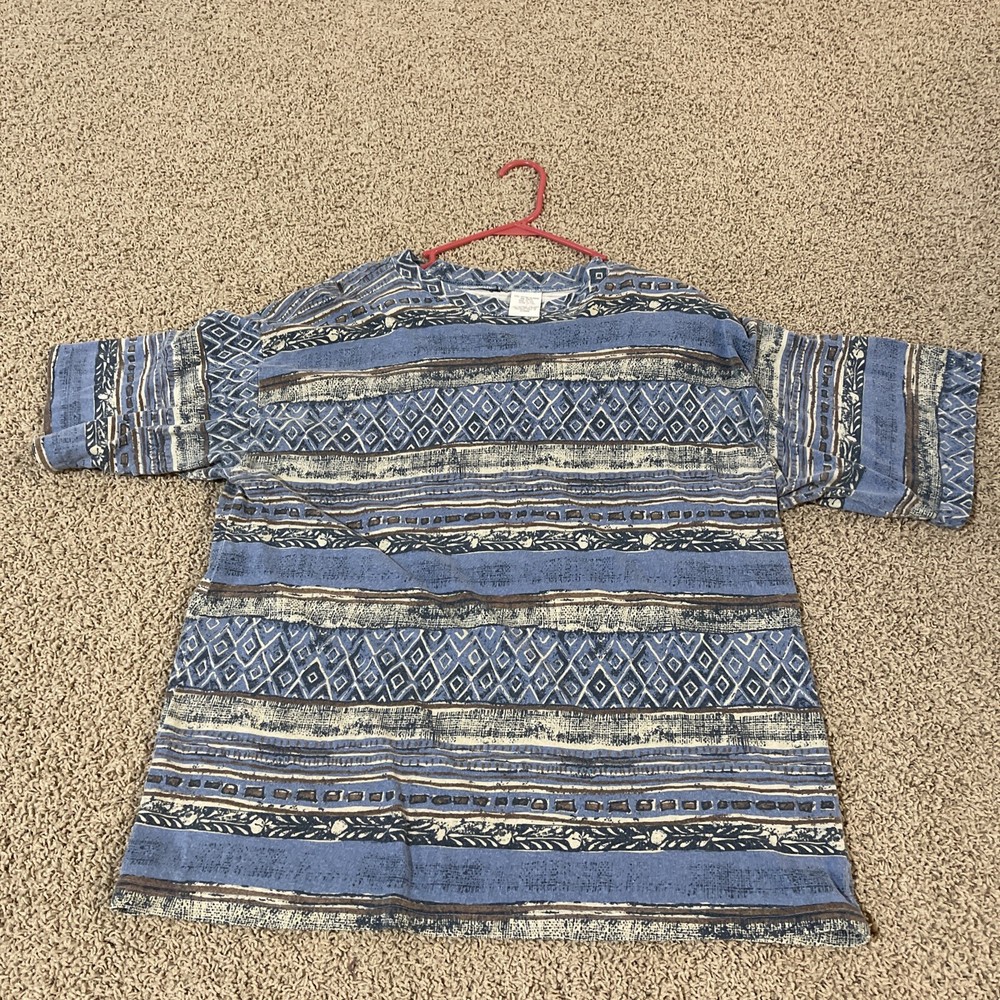 Made In USA 100% Cotton Blue Geometric Pattern Mens Size Large 22”x29”