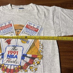 Vintage NBA FINALS CHICAGO BULLS LA LAKERS T-SHIRT TEE BASKETBALL Medium 90s