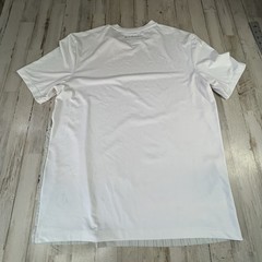 Oakley Tee, white with Green logo. Size Large Regular Fit