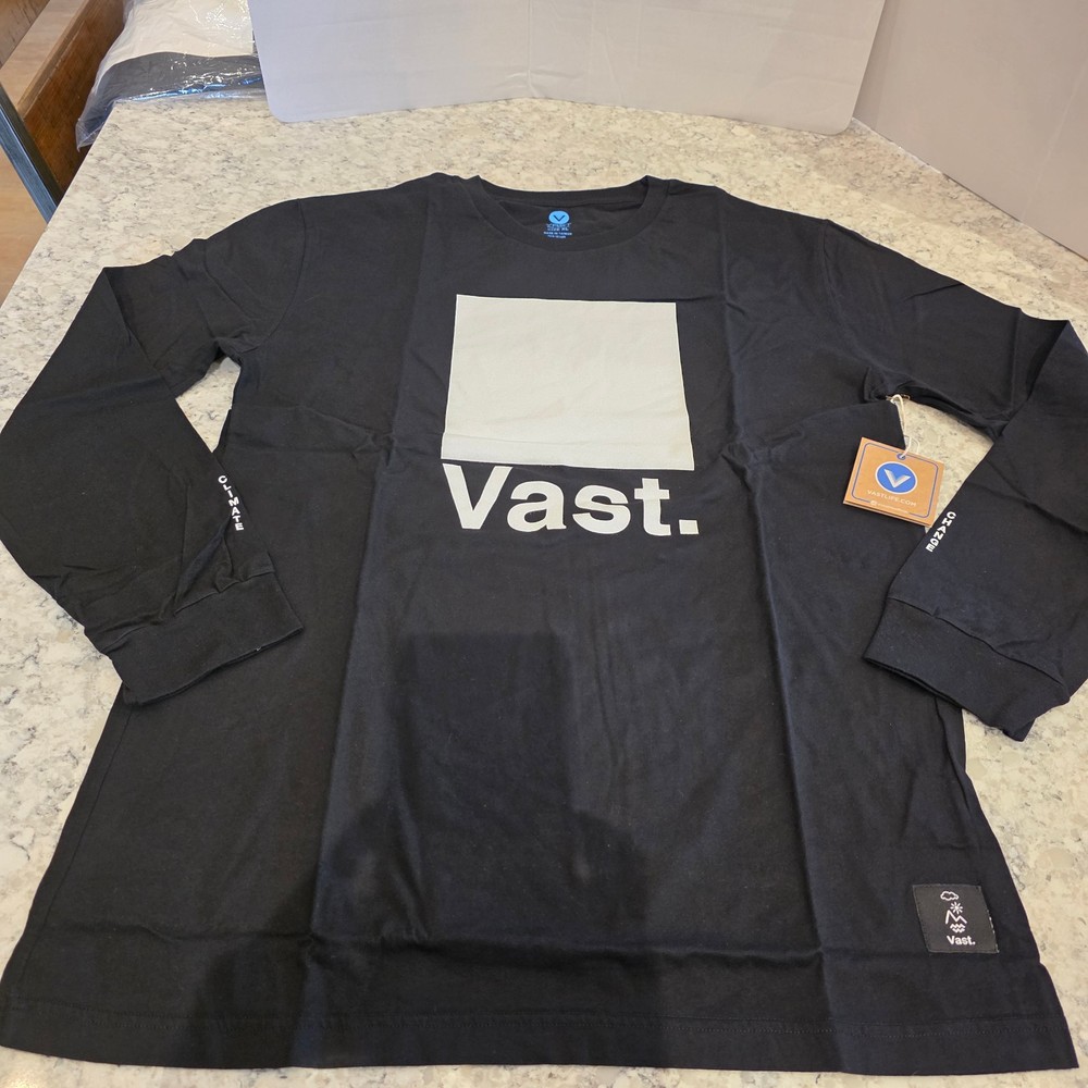 Vast Men’s Climate Change – Long Sleeve T-Shirt Size: XL Black & White NWT