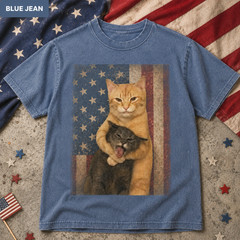 Patriotic Cat Vintage Retro Shirt American Flag Two Cats USA 4th July Gift Tee