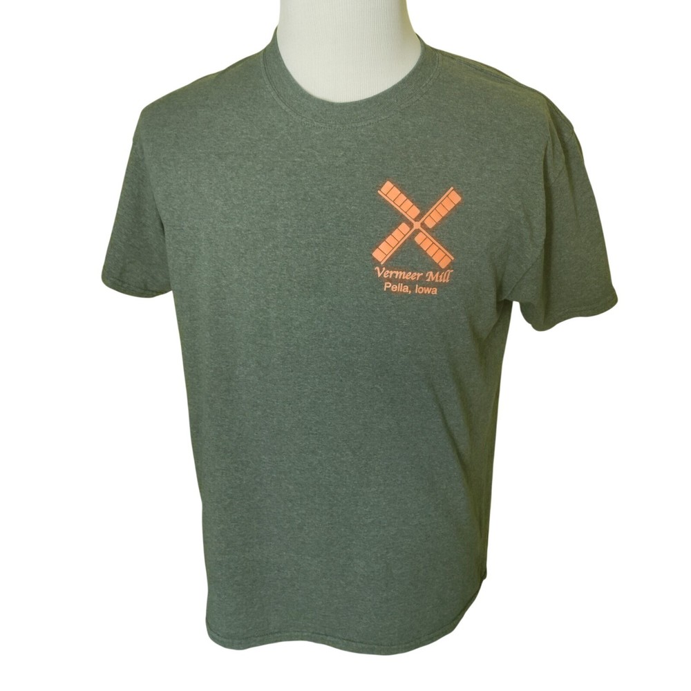 Vermeer Mills Pella IA Gray T Shirt Size Large Gildan Ultra Cotton – Light Spots
