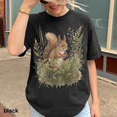Vintage Woodland Squirrel Wildflower Comfort Tee