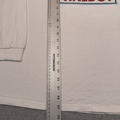 Where’s Waldo Long Sleeve T-Shirt Men’s XXL White At The Campground Crew Neck