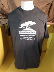KnowledgeWell YOU PICKING UP WHAT I’M PUTTING DOWN? T SHIRT GILDEN XL