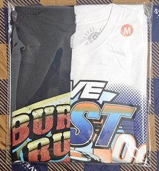 Men’s Trust The Universe Split T-Shirt Auto Racing Black White Size Medium