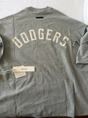NEW Fear of God Essentials Men’s Gray Los Angeles Dodgers Logo Tee Crew Neck M
