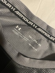 YXL Under Armour Men’s Sleeveless Training Tank Top – Black & Gray