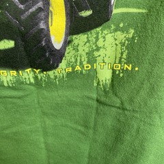 John Deere Tractor Graphic T-Shirt XL Green Quality Integrity Tradition NWOT