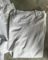 Uniqlo U Airism Mens Size M White Crew Neck T-Shirts (3) Cotton NWOT