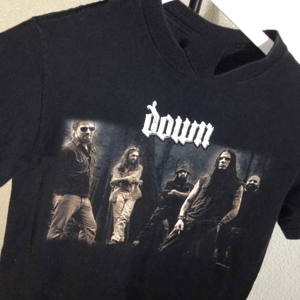 Down Band 2002 Cotton Short Sleeve Black Reprint Men S-5XL T-Shirt TMB76