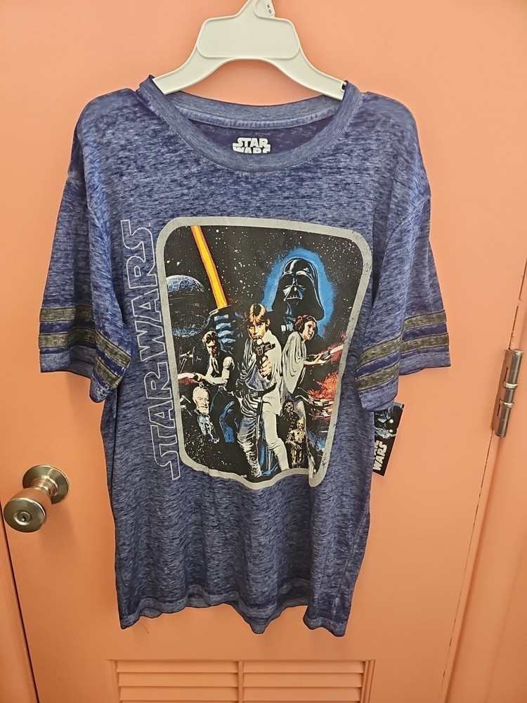 NWT Mad Engine Men’s S(34/36) Classic Star Wars Lightweight T-Shirt