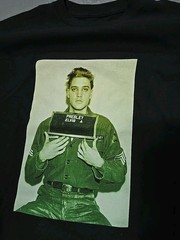 Weezer Elvis Metallica Rolling Stones Graphic Men’s T-Shirt 4pc SZ Medium (P)