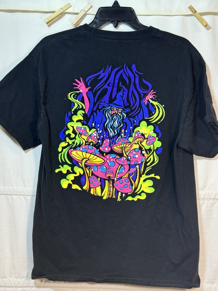 ALAB Black Neon Magic Mushroom T-shirt Men’s Medium Psychedelic Wizard New