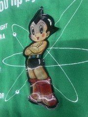 RARE Vintage Y2K 3D Astro Boy Tezuka Mighty Atom Cropped Tee Size M