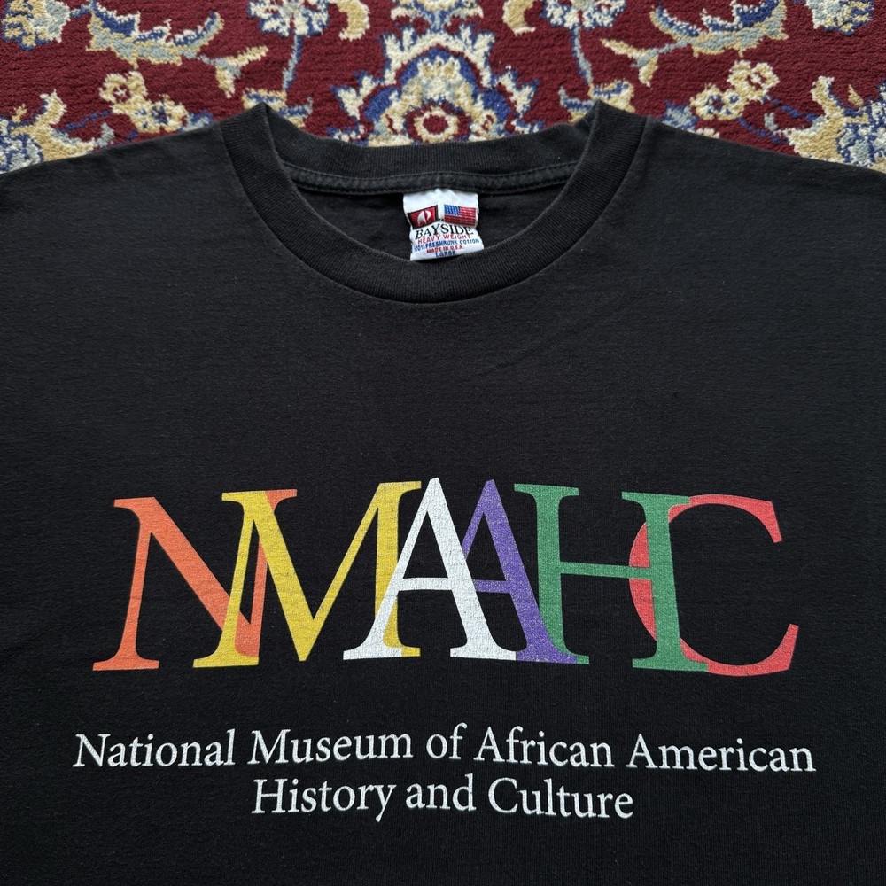 Vintage 90s NMAAHC National Museum of African American History Culture Art Tee
