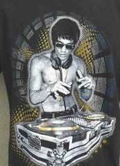 Bruce Lee Men’s T-Shirt Karate Kung Fu Legend Martial Arts DJ Music