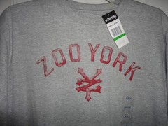 MENS ZOO YORK BRAND NEW! S OR L GRAY LOGO PULLOVER T SHIRT NWT