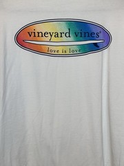 Vineyard Vines Love Is Love Shirt Large Preowned Pride LGBTQ Surfboard BG3