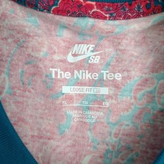 Nike SB Skate T-Shirt Paisley Mystic Hibiscus Mens XL Loose Fit