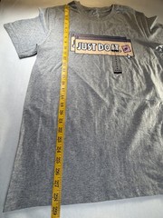 New Nike Just Do It Graphic T Shirt Mens Size Medium Gray Pixel Logo